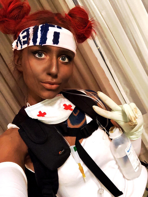 Featured image of post Lifeline Cosplay Banned