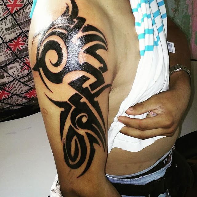 Featured image of post Tatuajes De Brazo Para Hombres Tribales